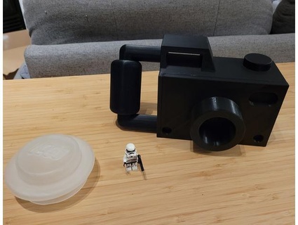 life size minifig cámara hannoc 3d print model - Mito3D