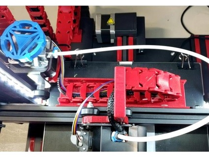 eje caliente final conector fijo nuez arrastrar cadena montar ender 3 espacio aterrador 3d print model - Mito3D