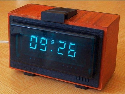elektronika 413 vfd clock pcb remake 2022 makibox850 3d print model - Mito3D