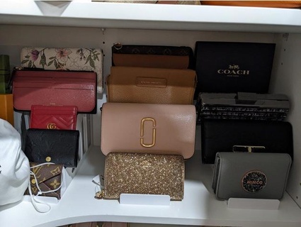 handbag clutch purse wallet stand wardrobe organizer jayle 3d print model - Mito3D