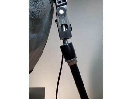 neewer studio light tripod adapter mount megistas 3d print model - Mito3D