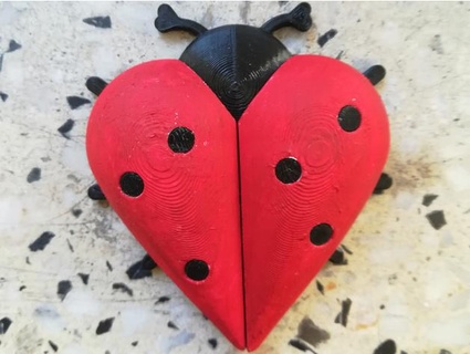 heart-shaped ladybug sztek 3d print model - Mito3D