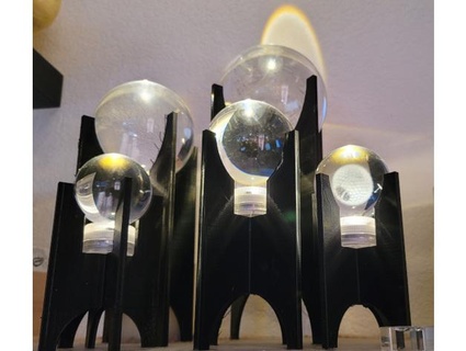 Kristall Ball Kugel steht phiggysmalls 3d print model - Mito3D