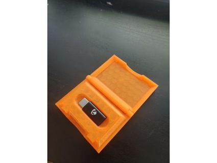 snap shut case small items fennicus 3d print model - Mito3D
