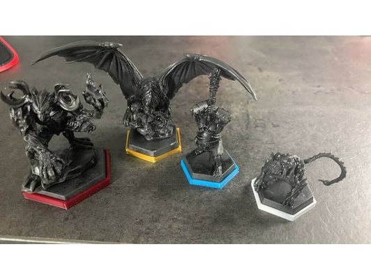 return to dark tower - horde figurine bases by hmasing 3d print model - Mito3D