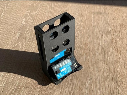 kanon lp e6 batterie spender by lebensmittel steinzeug halter unterstützung 3d print model - Mito3D