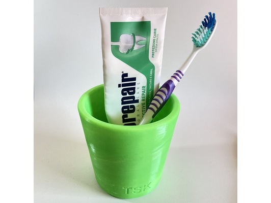 utilidad soporte taza by tarea baño accesorios organizador creatividad posavasos diseño proyecto escritorio cocina oficina organización herramienta cepillo dientes pasta dental 3d print model - Mito3D