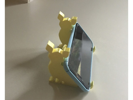 chihuahua teléfono estante soporte by grosero perro 3d print model - Mito3D