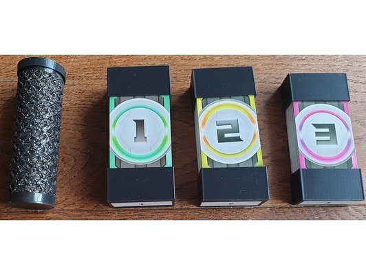 platz base schüchtern pluto karte zeichen halter unterstützung by druckendrucken brettspiel brettspiele einsätze tafel spiel box veranstalter 3d print model - Mito3D