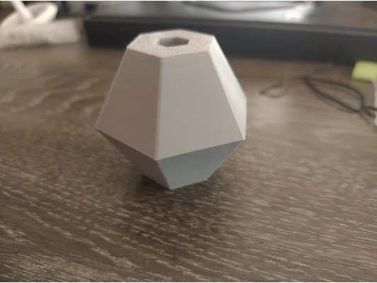 parametrizado estrés polígono by llamboladd pelota antiestrés anti paramétrico diseño exprimir alivio juguete 3d print model - Mito3D