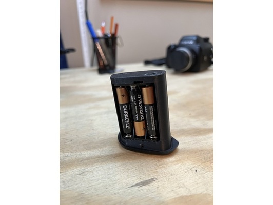 pentax 645n aaa battery holder by jamesbraunstein 3d print model - Mito3D