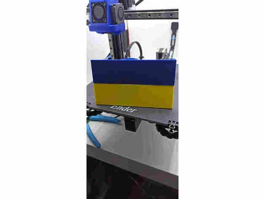 ucraina bandiera adesivi by perry500 in piedi ucraino simbolo 3d print model - Mito3D