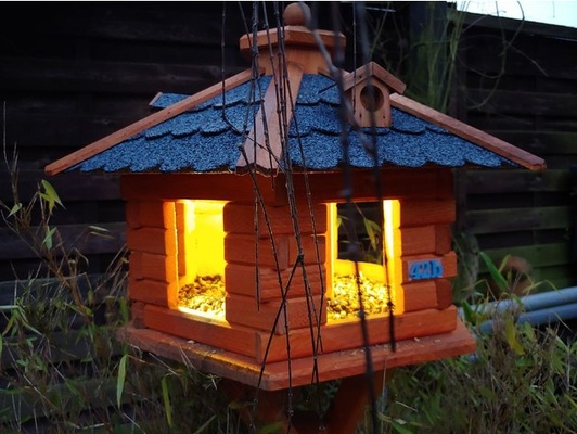 uccello casa numero piatti 42a b by toto 42 mangiatoia per uccelli mangiatoie birdhouse alimentatore casa numeri civici 3d print model - Mito3D