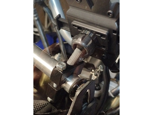 motocicleta montagem freio econômico phone suporte by facção bicicleta ficar pé smartphone xt1200 xt1200z yamaha 3d print model - Mito3D