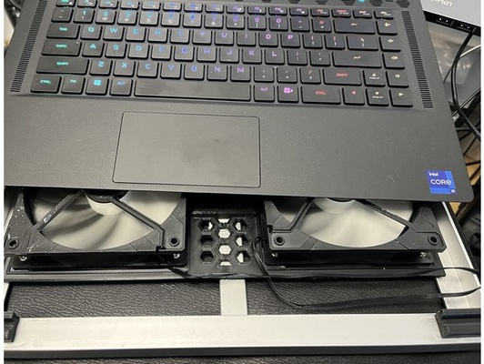alienware x15 r2 cooling stand by sascha9021341 dell fan laptop 3d print model - Mito3D