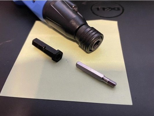 verhexen adapter 6 35mm 1 4 to 4mm hybro bienenstock bosch ixo by wach 635mm bisschen halter unterstützung 3d print model - Mito3D