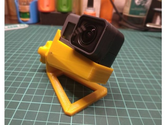 gopro héroe 6 7 ángulo montar by alexlpr negro 3d print model - Mito3D