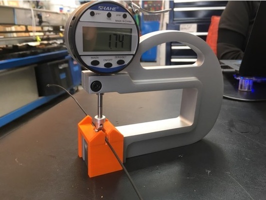 filament diamètre indicateur guider capteur mesure cadran jauge numérique by killacycle 3d impression extrusion jauger 3d print model - Mito3D