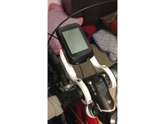 wahoo garmin mount large doble igsport 520 or by lukorely elemnt bolt 3d print model - Mito3D