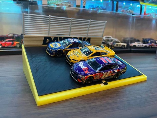 triplicare 1 64 nascar daytona ovale schermo by gigapenguin3dprinting 164 3d print model - Mito3D