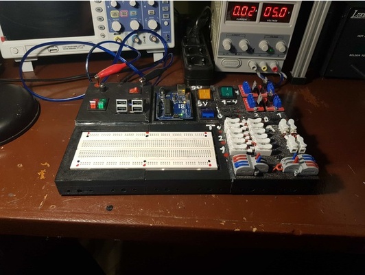 my circuito tavola by bakgabor arduino openscad 3d print model - Mito3D