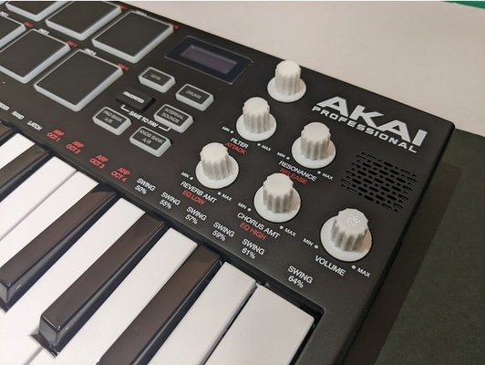 akai mpk mini jouer remplacement bouton by miyama 3d print model - Mito3D