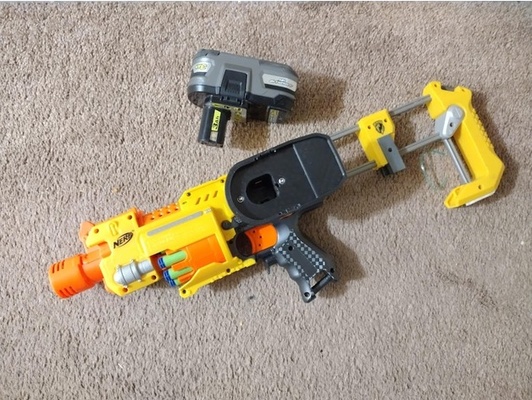 nerf barikat ryobi + 18v adaptör by sakatatlı jack 3d print model - Mito3D