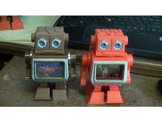 yürüme merceksi tv robot pil ameliyat edildi by robothut nostaljik 3d print model - Mito3D