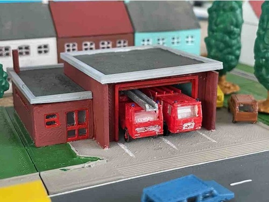 fogo estação 1 z scale by bonnerbiber construção clube infantil modelo ferrovia estrada ferro trem trens n escala cenário terreno 3d print model - Mito3D