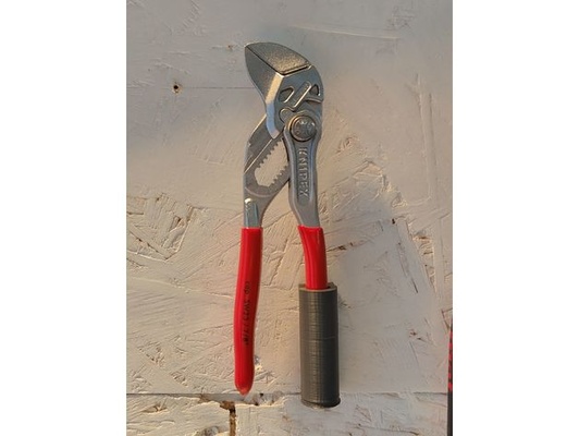 knipex mini zangenhalter f r parete degli attrezzi by paura 86 03 125 capestro halterung titolare supporto spax attrezzo bacchetta wandhalter wandhalterung wapuz pinze per pompa dell 39 acqua werkzeug werkzeughalter porta zangenschlssel 3d print model - Mito3D