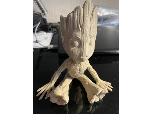 bébé groot planteur drainage by vladimirharkonnen gardiens galaxie merveille 3d print model - Mito3D