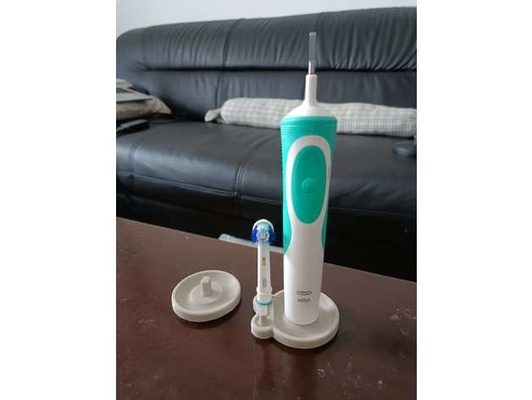 oral-b toothbrush stand remix by dennisliao tw holder 3d print model - Mito3D