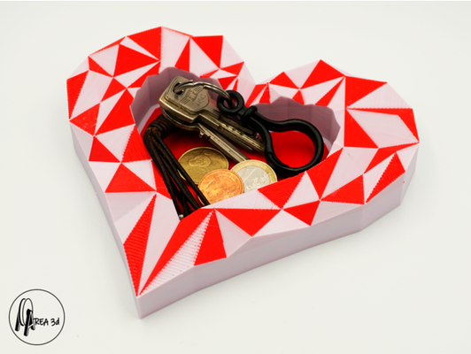 poly heart plate by area3dstudio gift valentines day mmu mom multicolor 3d print model - Mito3D