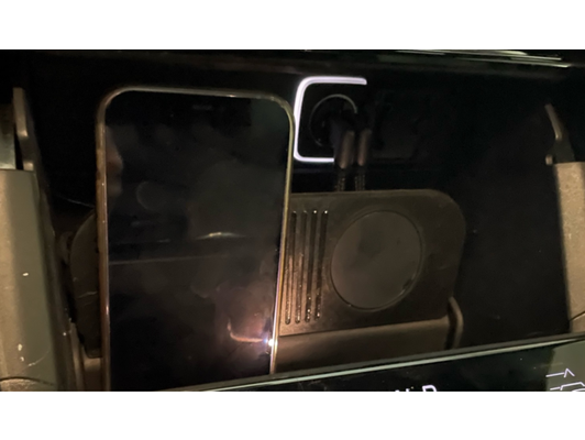 2022+ jeep großartig cherokee kabellos ladegerät by ttturner68 zelle telefon wl mopar 3d print model - Mito3D