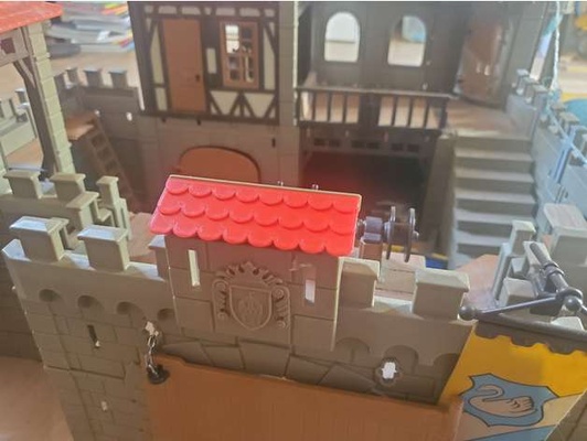 playmobil castelo cobertura azulejos by ilusão 3d print model - Mito3D
