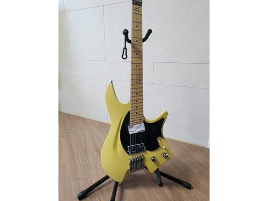 aristides h 06 headless guitar pickguard by roku013481 3d print model - Mito3D