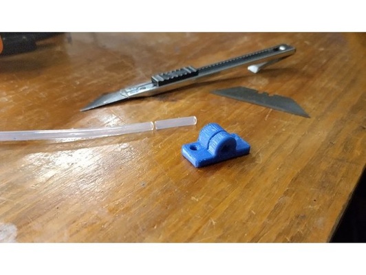 minimalista ptfe cortador montável by tinkerbel84 3d impressora ferramentas acessório tubo suporte 3d print model - Mito3D