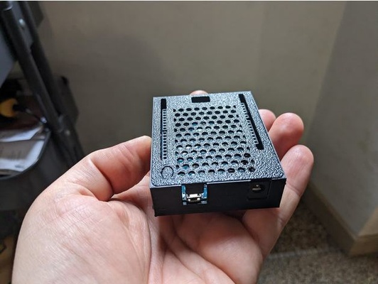 arduino leonardo r3 case by franganghi 3d print model - Mito3D