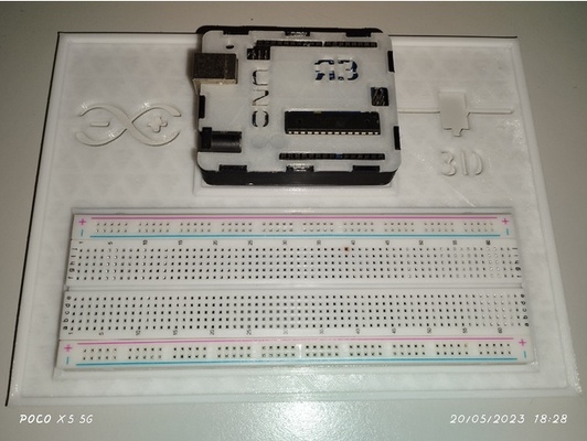 arduinouno+protoboard by ramondelosreyes 3d print model - Mito3D