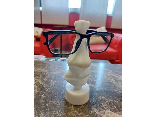 porte lunettes salvador dal nez by locaprax 3d print model - Mito3D