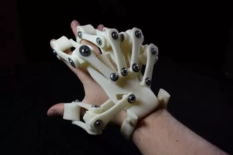 3d impreso exoesqueleto manos impresión modelo trío mano armadura 3d print model - Mito3D