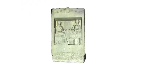 antiguo romano lápida sepulcral 3d impresión modelo trío 3d print model - Mito3D