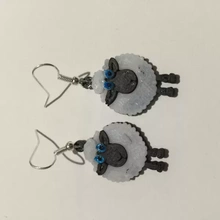 dolly sheep earrings 3d printing model - threeding jewelry animals jewellery cute 3d print model - Mito3D