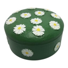 jewelry box embossed daisies fashion 3D printing model, file, printable design, 3d print, jewerly box, personalized,customizable,daisydaisies, 3d print model - Mito3D