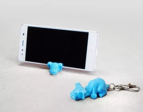 keychan dog stand smartphone 3d printing model - threeding 3d print model - Mito3D
