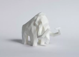 escuela politécnica mamut 3d impresión modelo trío elefante antiguo escritorio juguetes prehistórico animales esculturas low poly extinto facetado letras decorados 3d print model - Mito3D