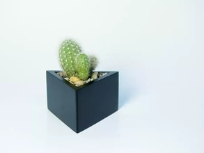 prisma planteur 3d impression modèle trio décoration pot vivant Plastique étagère Extérieur moderne intérieur bureau jardinage élégant prisme succulent cactus 3d print model - Mito3D