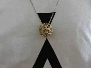 trifolium pendant 3d printing model - threeding jewelry accesories 3d print model - Mito3D