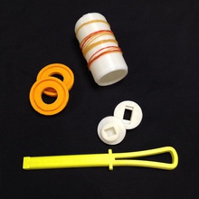 Gummi-band clean roller Haushaltswaren sauber 3d print model - Mito3D