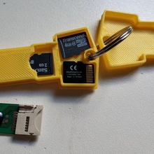 sd Halterung-sd-usb-adapter key Form chain gadgets - adapter box engineering Halter Schlüssel-ring Schlüssel memory-stick pc tool usb xyzchallenge 3d print model - Mito3D